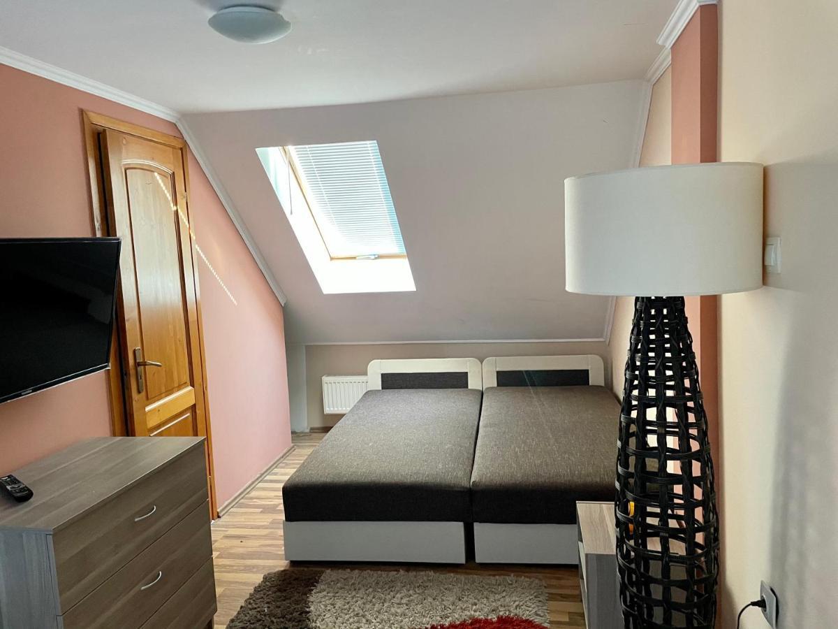 HD Apartman Gyula Daire Dış mekan fotoğraf